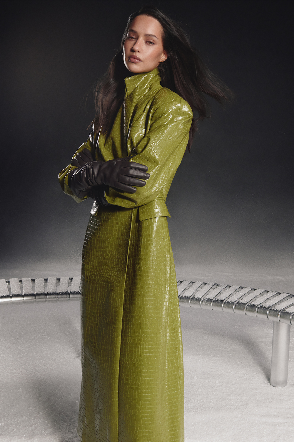 ПАЛЬТО ПРИТАЛЕНЕ З ЕФЕКТОМ КРОКОДИЛА