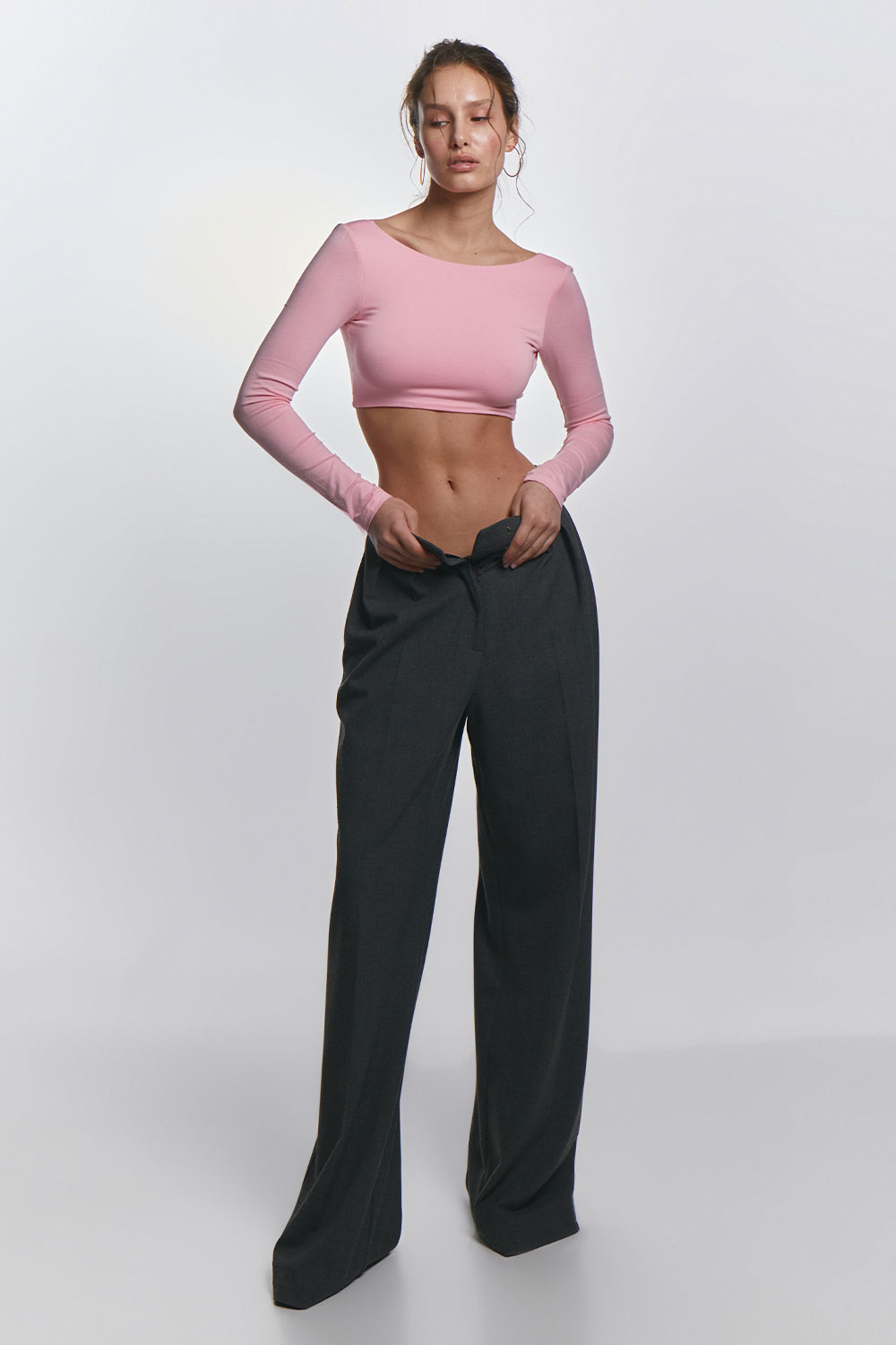 УКОРОЧЕНИЙ ТОП З ВІДКРИТОЮ СПИНОЮ