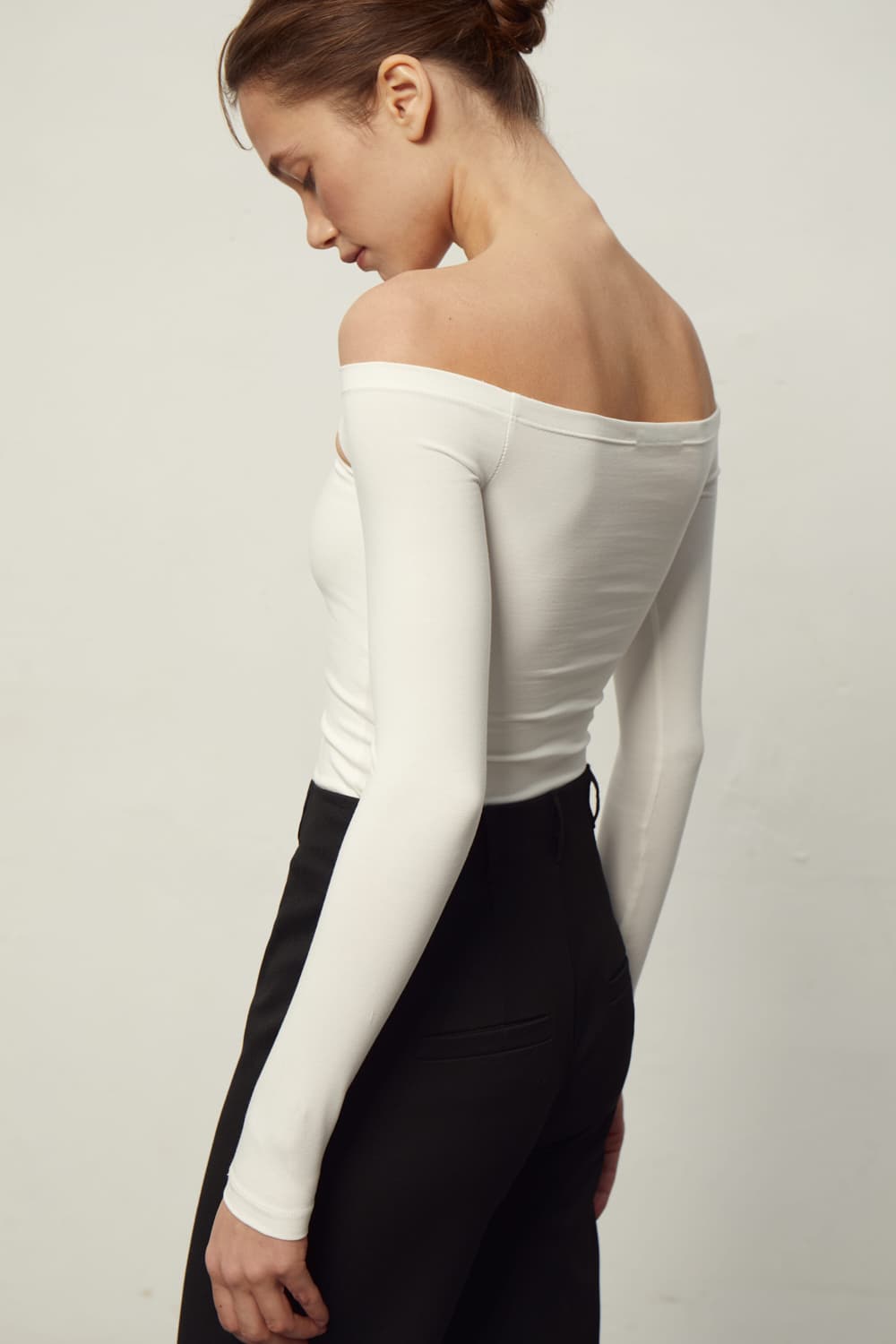 ТОП З ВИРІЗОМ