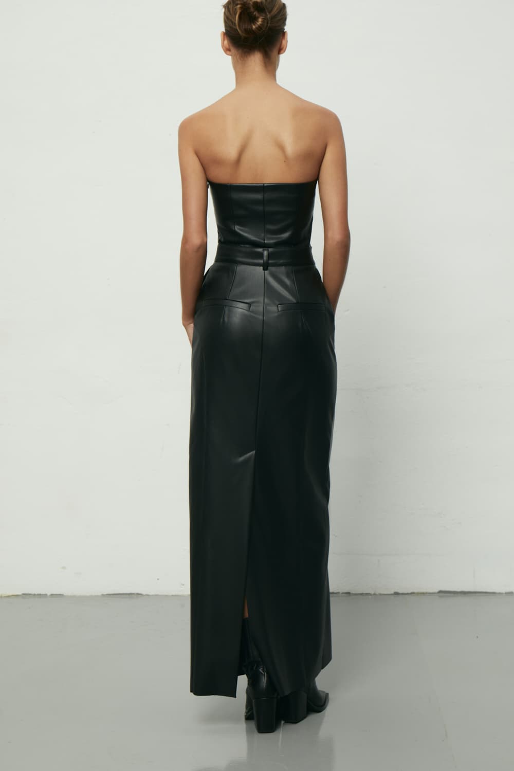 СПІДНИЦЯ МАКСІ З ЕКОШКІРИ