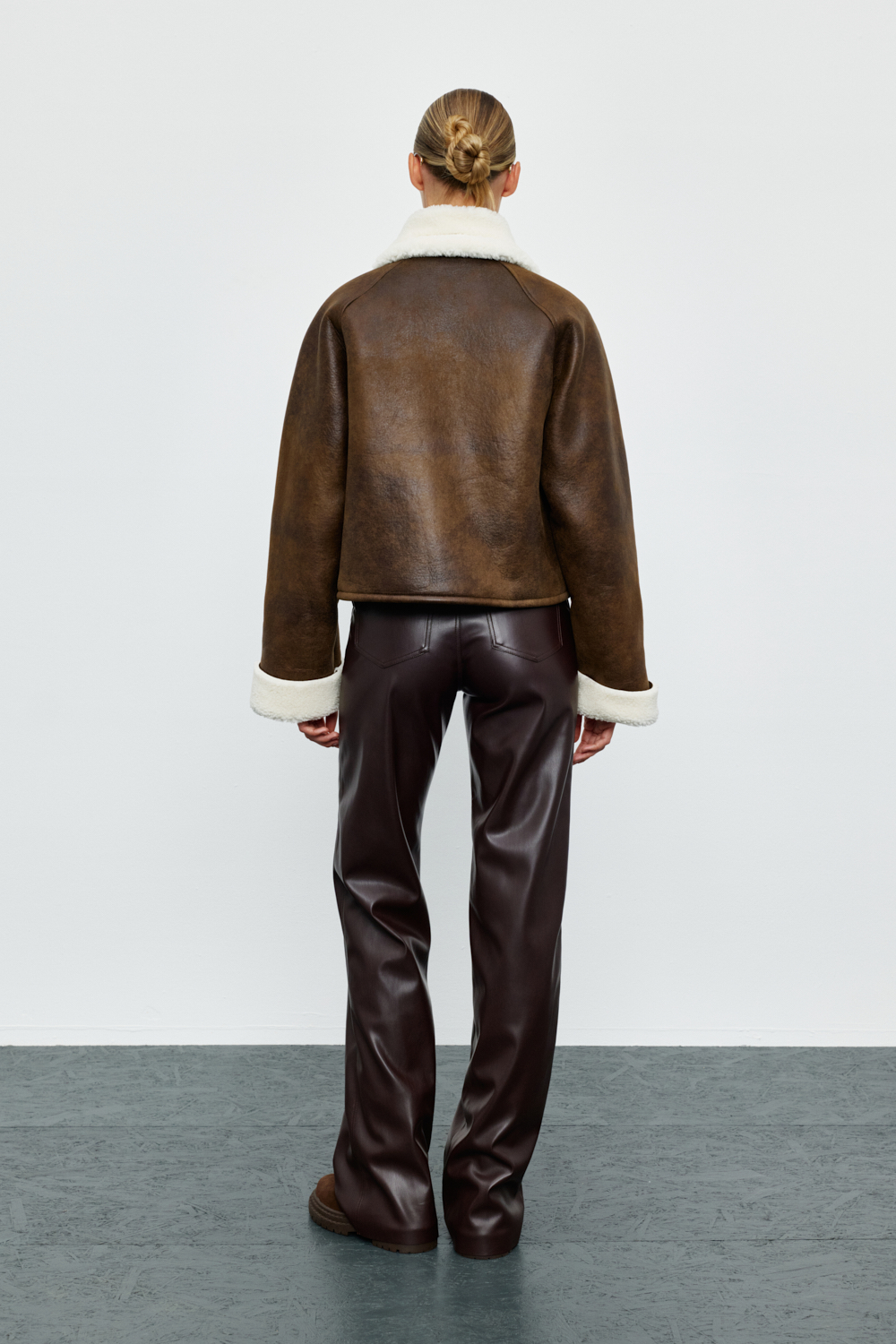 ДУБЛЯНКА УКОРОЧЕНА