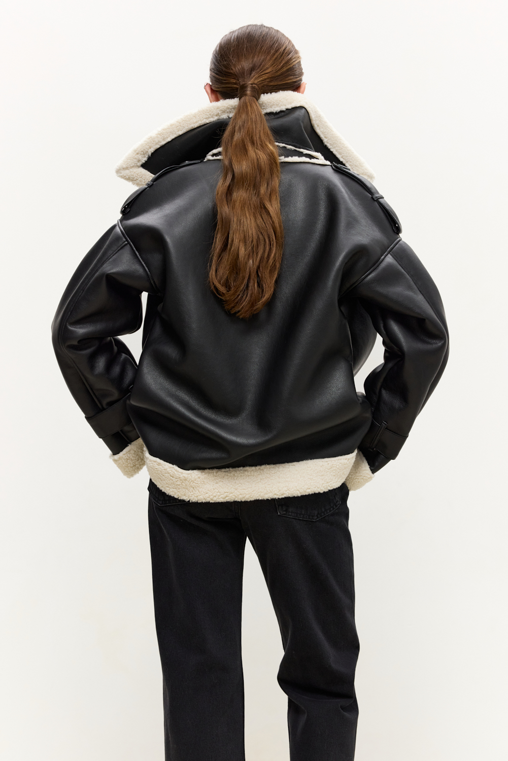 ДУБЛЯНКА З ЕКОШКІРИ