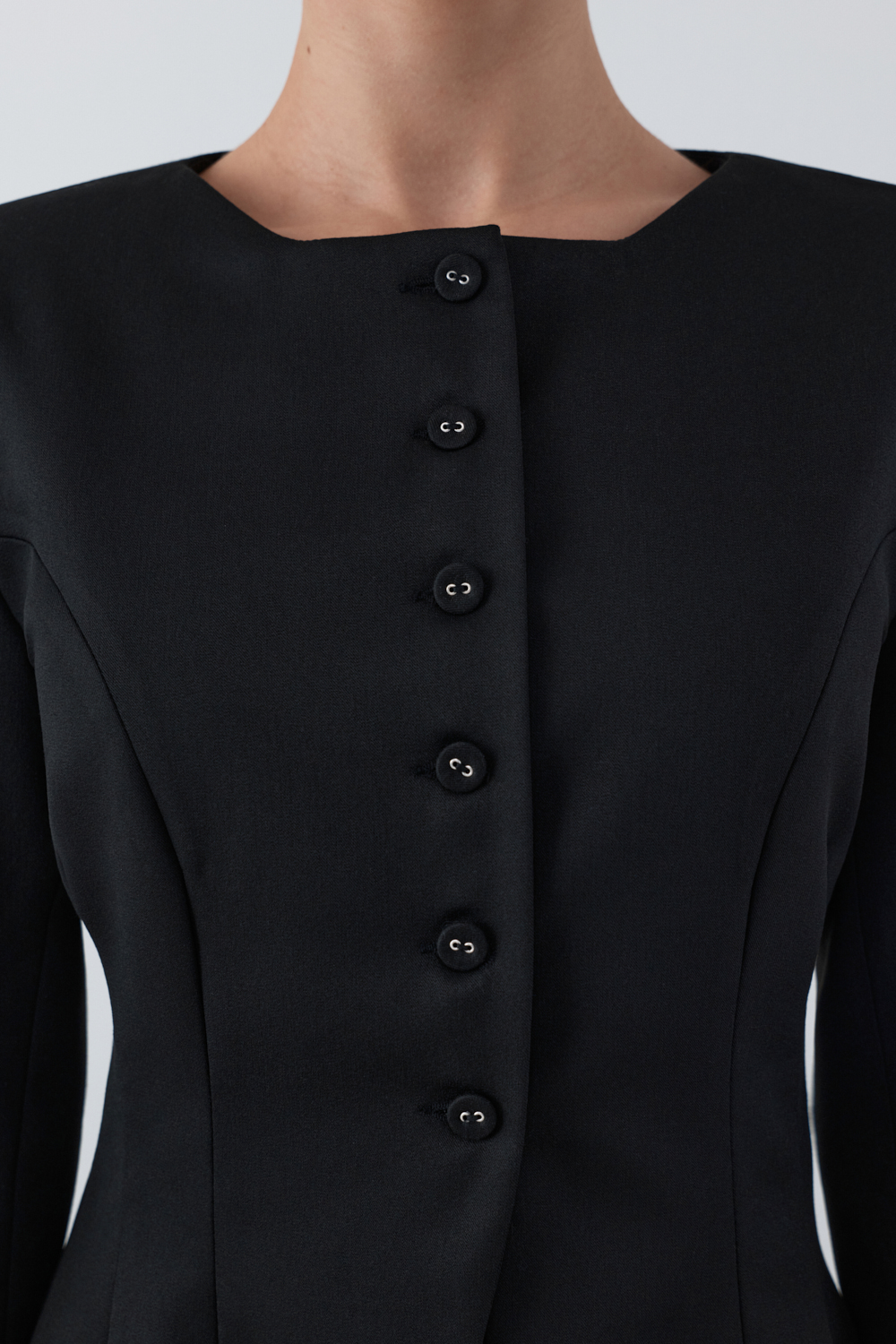 БЛЕЙЗЕР БЕЗ КОМІРА