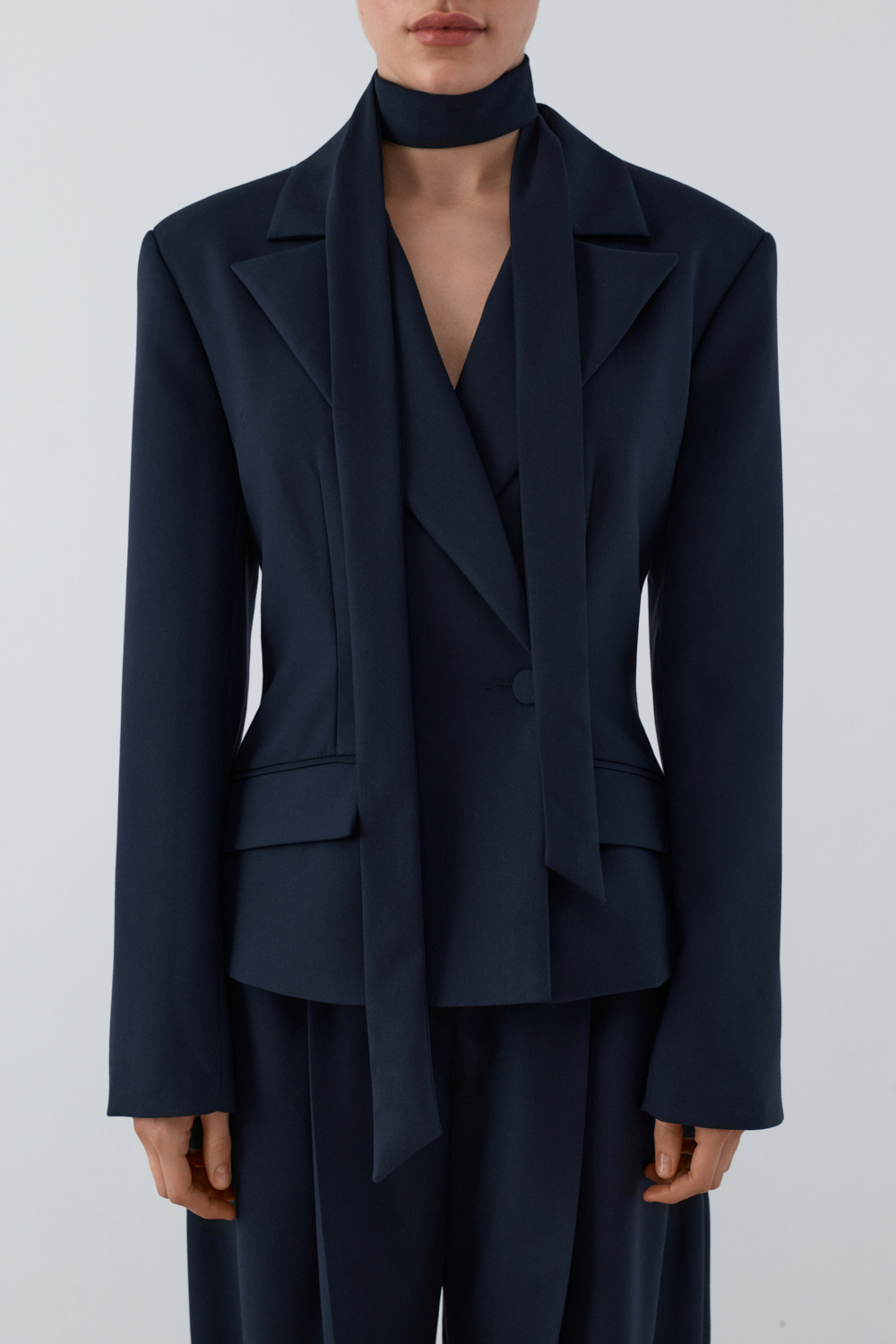 БЛЕЙЗЕР ПРИТАЛЕНИЙ