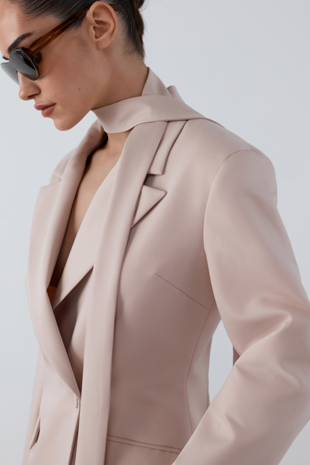 БЛЕЙЗЕР ПРИТАЛЕНИЙ