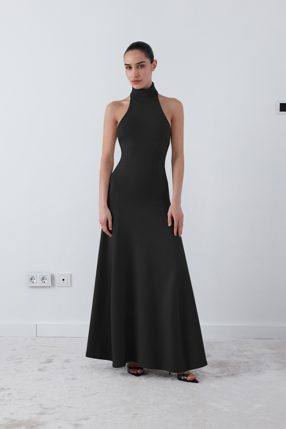 СУКНЯ МАКСІ З КОМІРОМ ХАЛТЕР