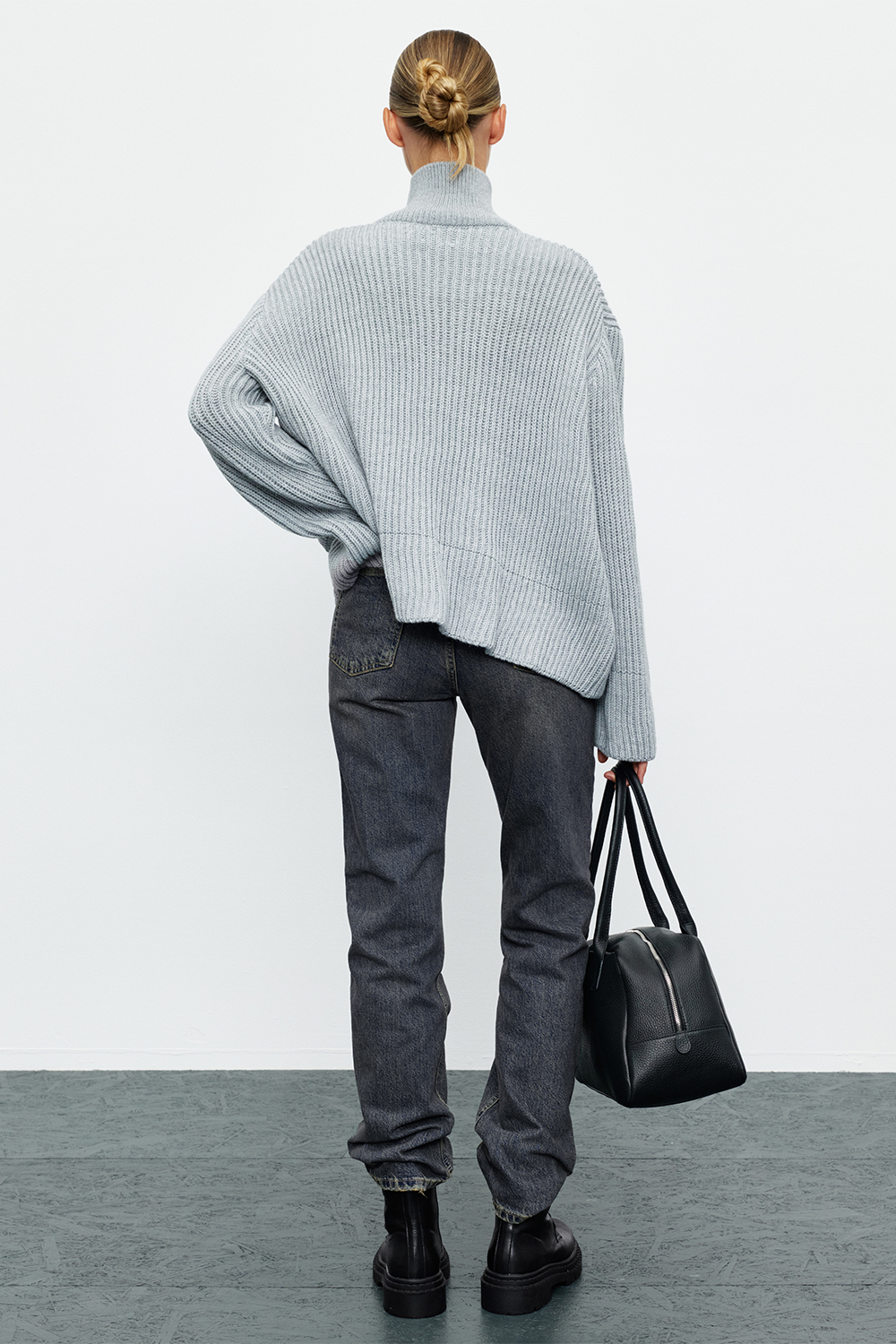 ДЖИНСИ З ВИСОКОЮ ТАЛІЄЮ