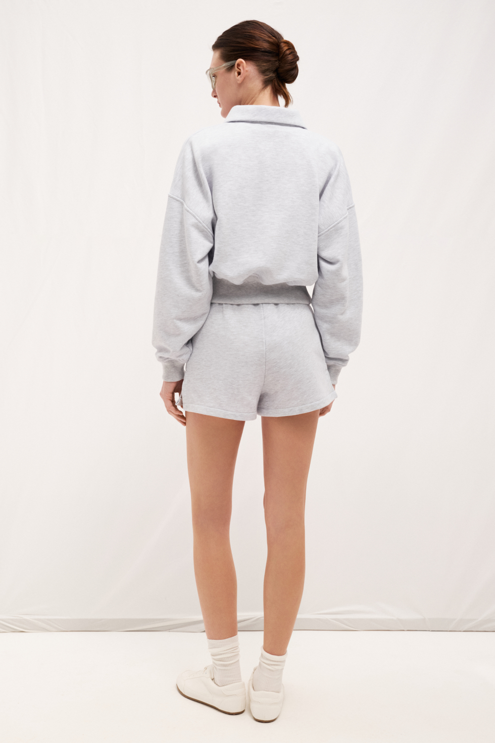 ШОРТИ З БОКОВИМИ РОЗРІЗАМИ