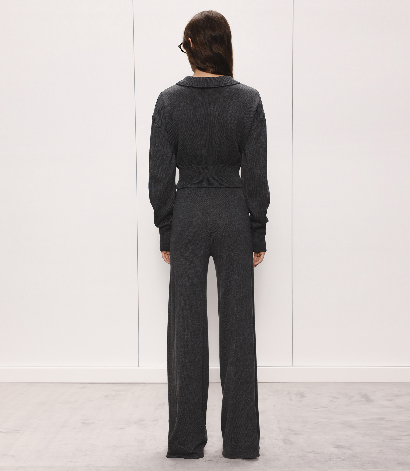 ШТАНИ З ТОНКОЇ В'ЯЗКИ