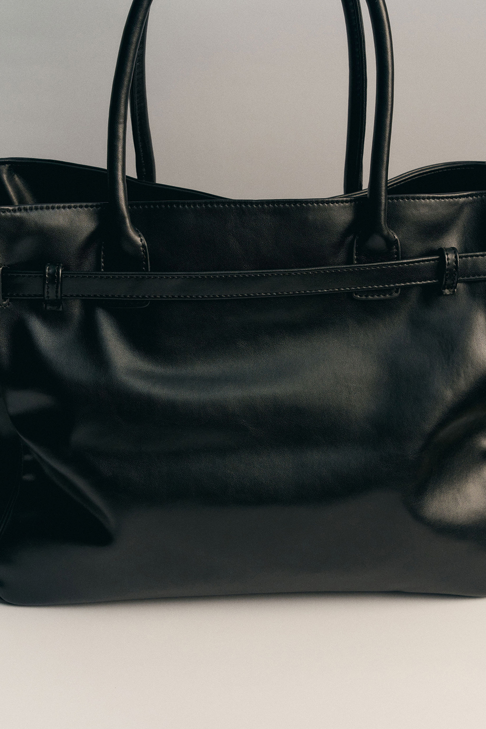 СУМКА ТОТЕ ІЗ РЕМІНЦЕМ