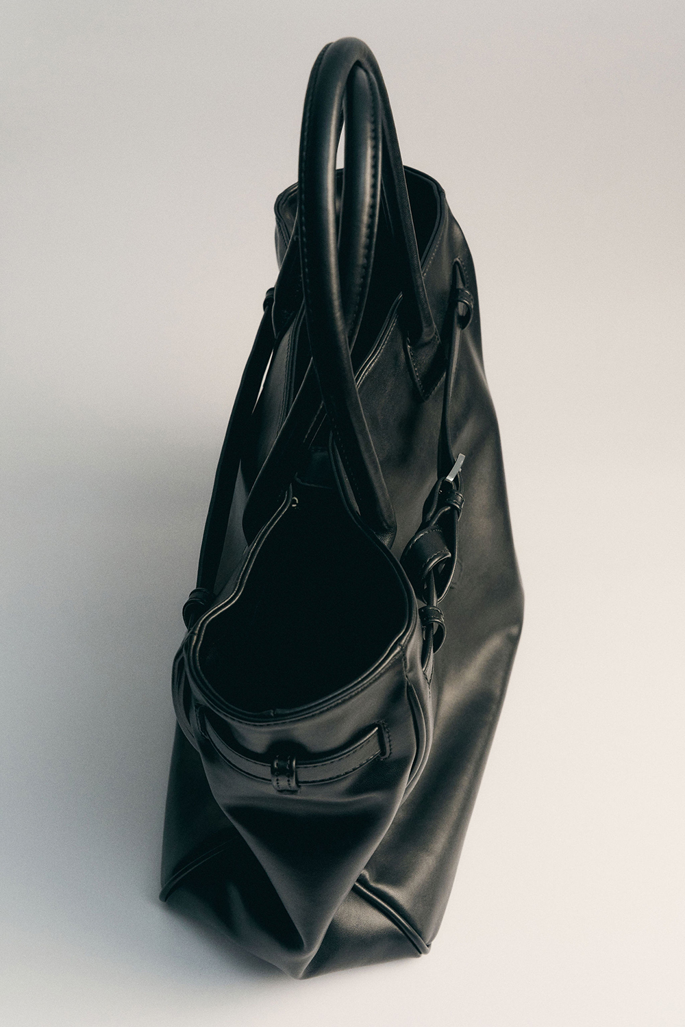 СУМКА ТОТЕ ІЗ РЕМІНЦЕМ