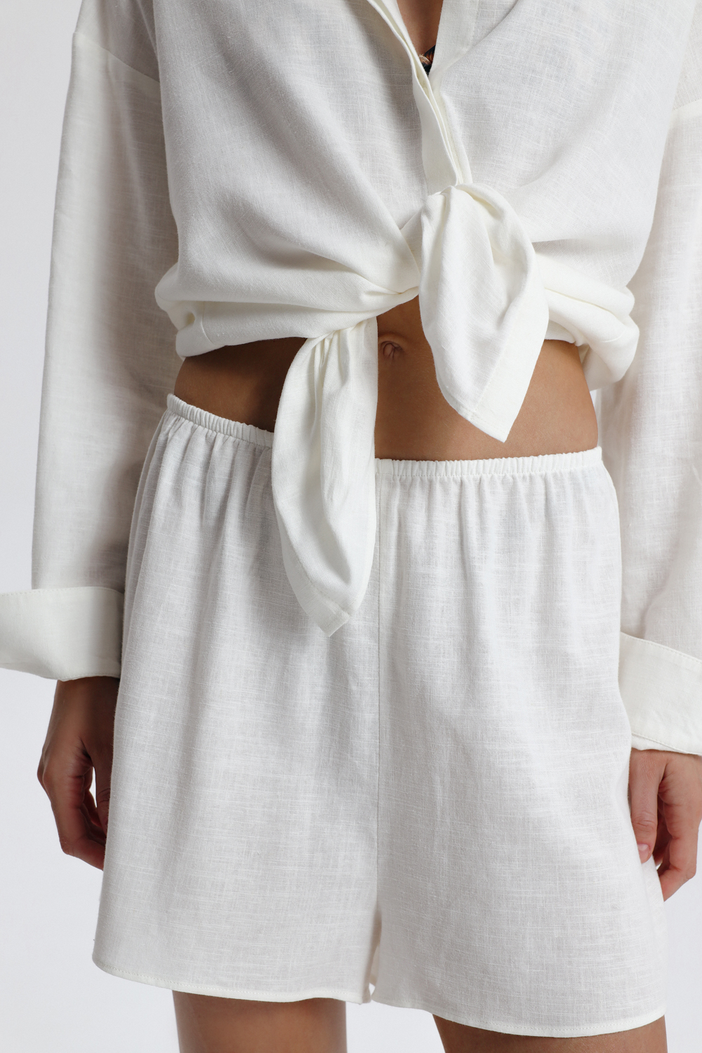 ШОРТИ З ДОДАВАННЯМ ЛЬОНУ