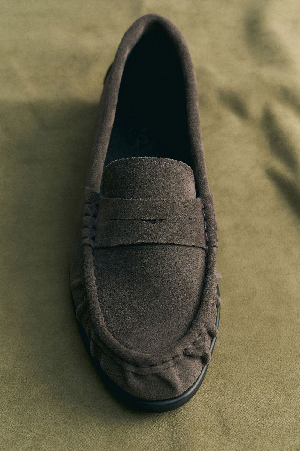 ЛОФЕРИ З АКЦЕНТНОЮ ЗБІРКОЮ