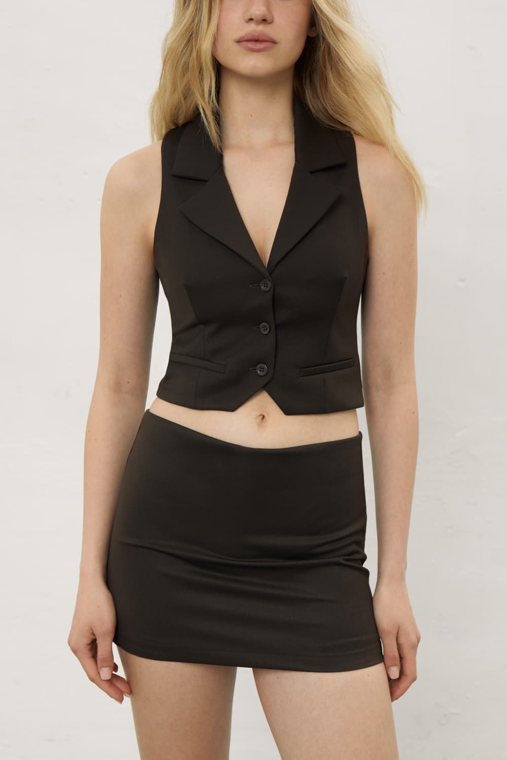 СПІДНИЦЯ-ШОРТИ З НИЗЬКОЮ ПОСАДКОЮ