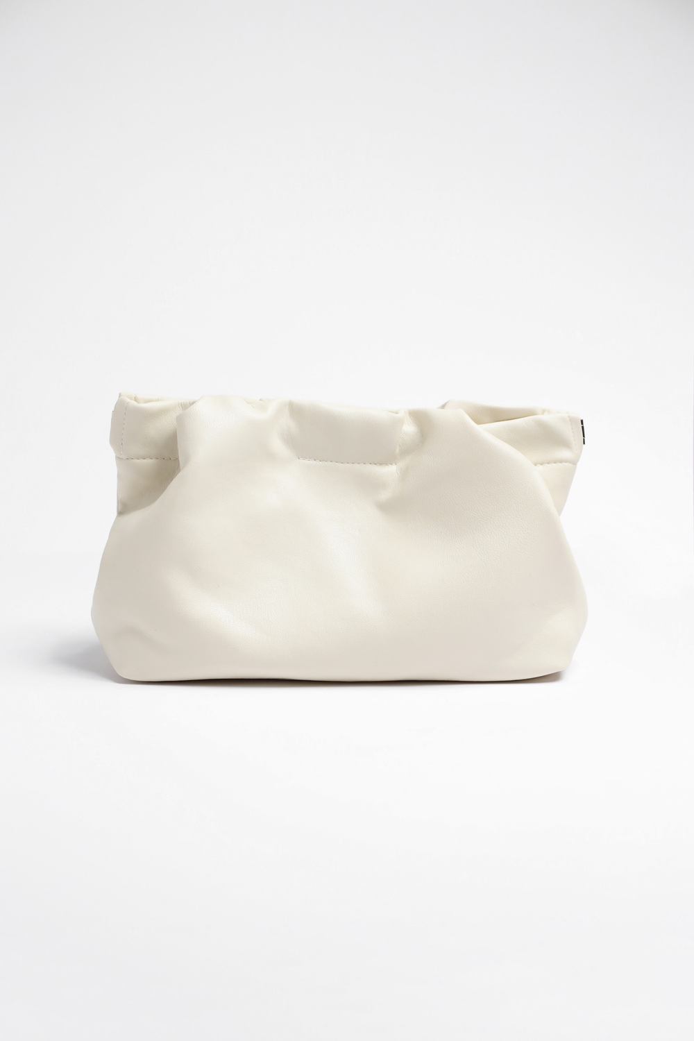 КЛАТЧ ДЛЯ МАКІЯЖУ