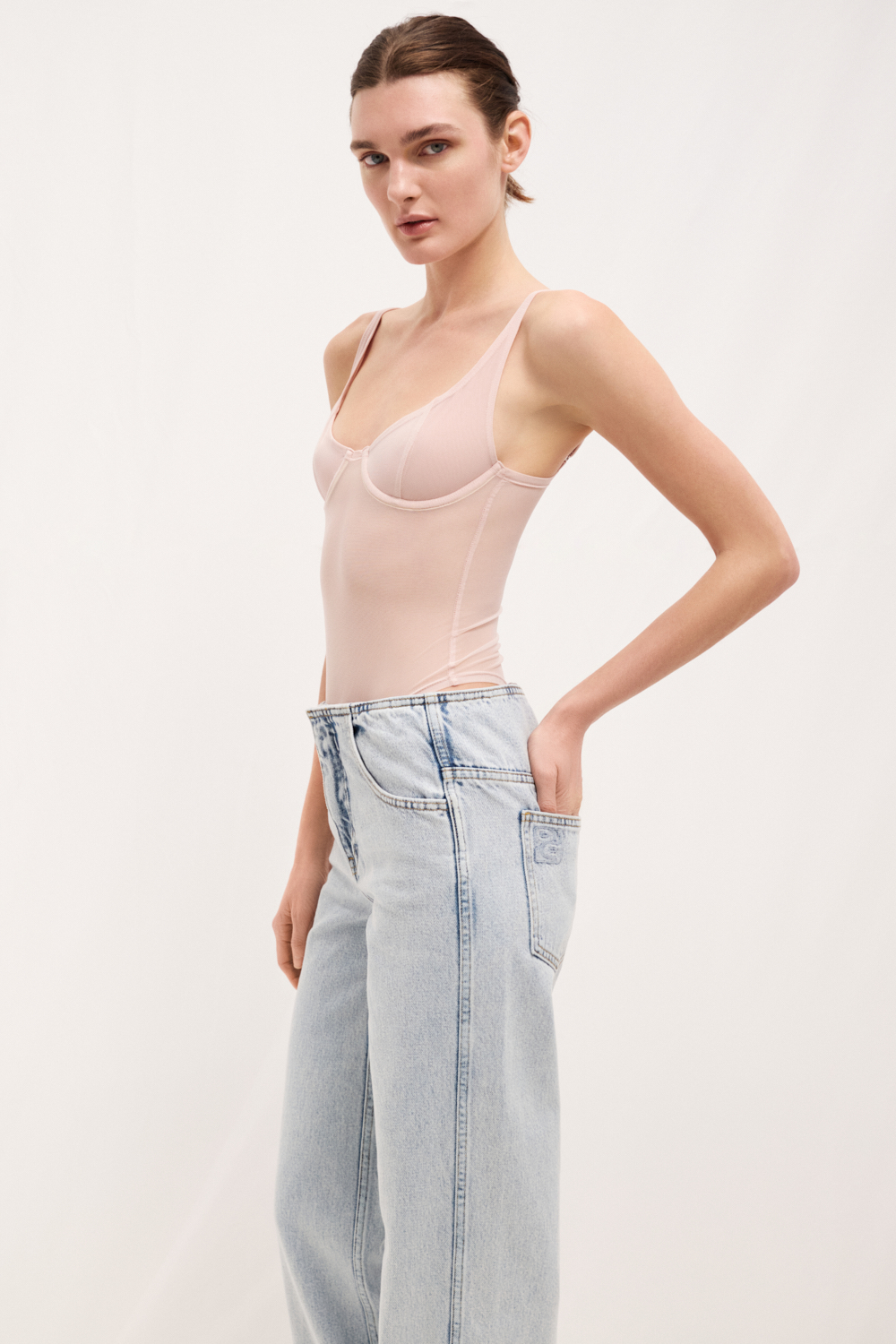 ДЖИНСИ ПРЯМОГО КРОЮ БЕЗ ПОЯСА