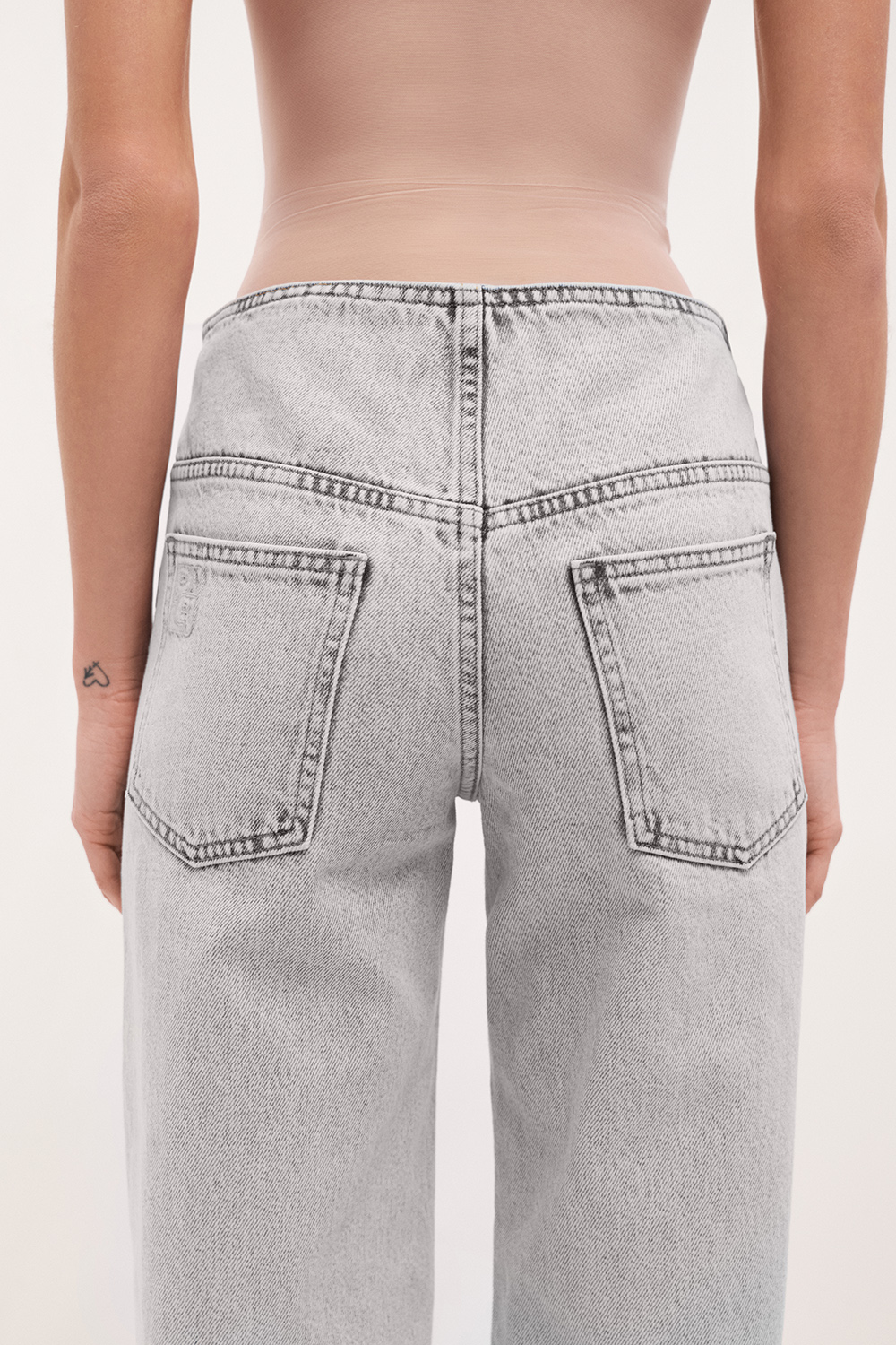 ДЖИНСИ ПРЯМОГО КРОЮ БЕЗ ПОЯСА