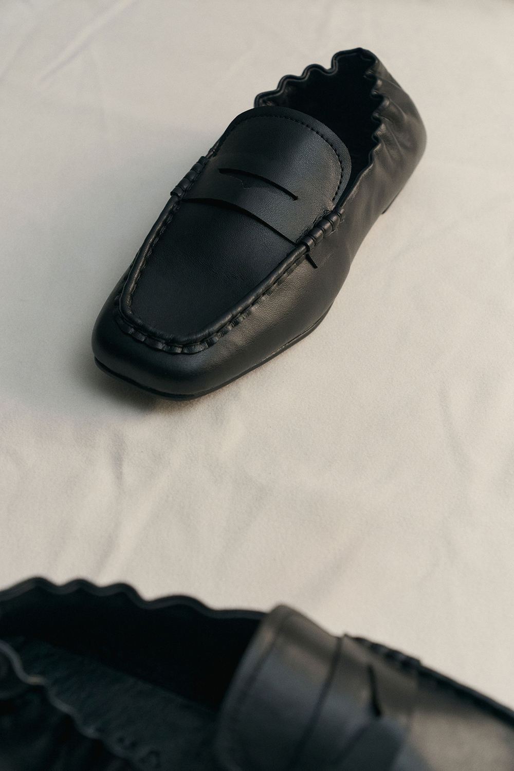 МОКАСИНИ З КВАДРАТНИМ НОСКОМ