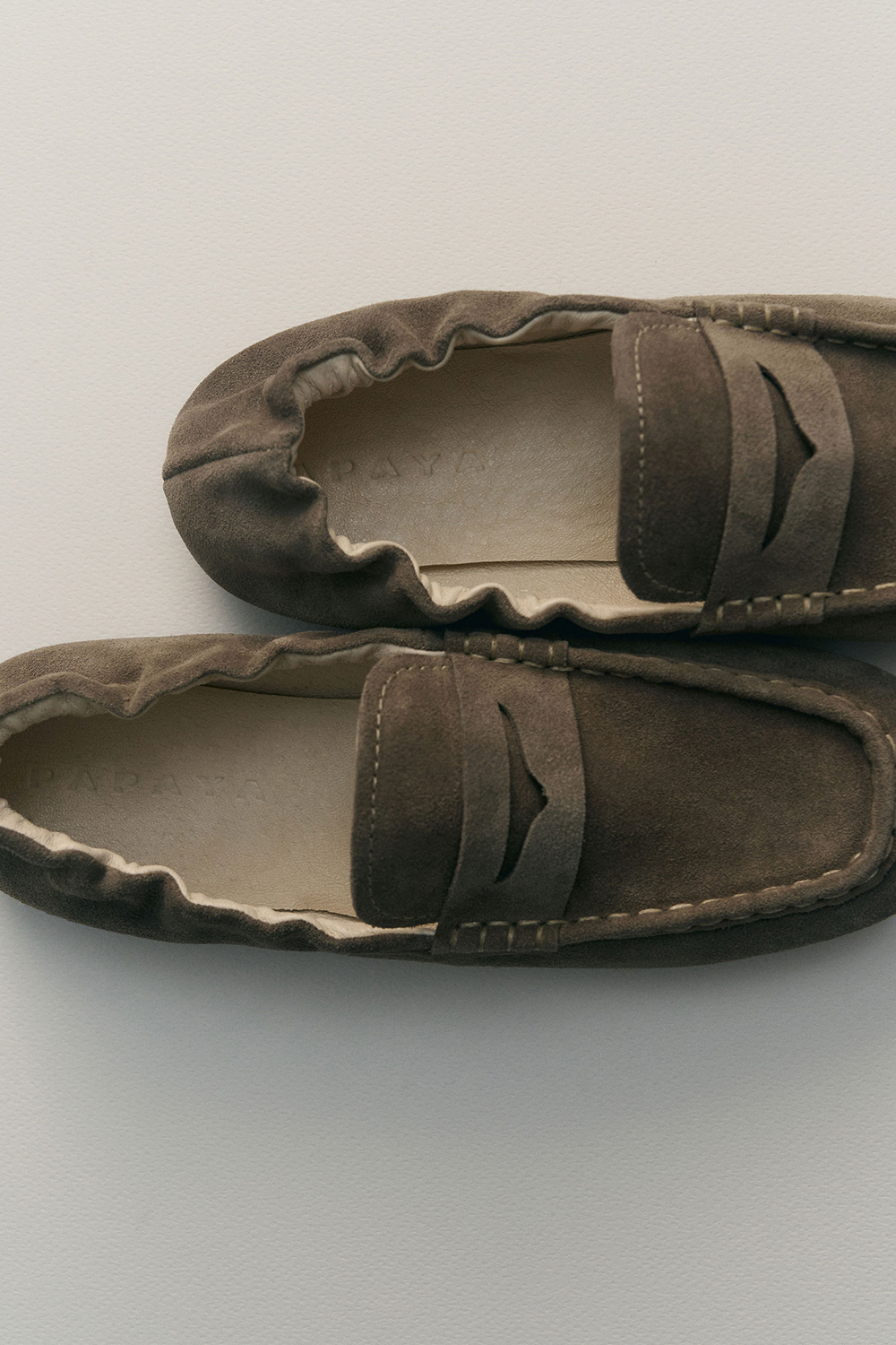 МОКАСИНИ З КВАДРАТНИМ НОСКОМ