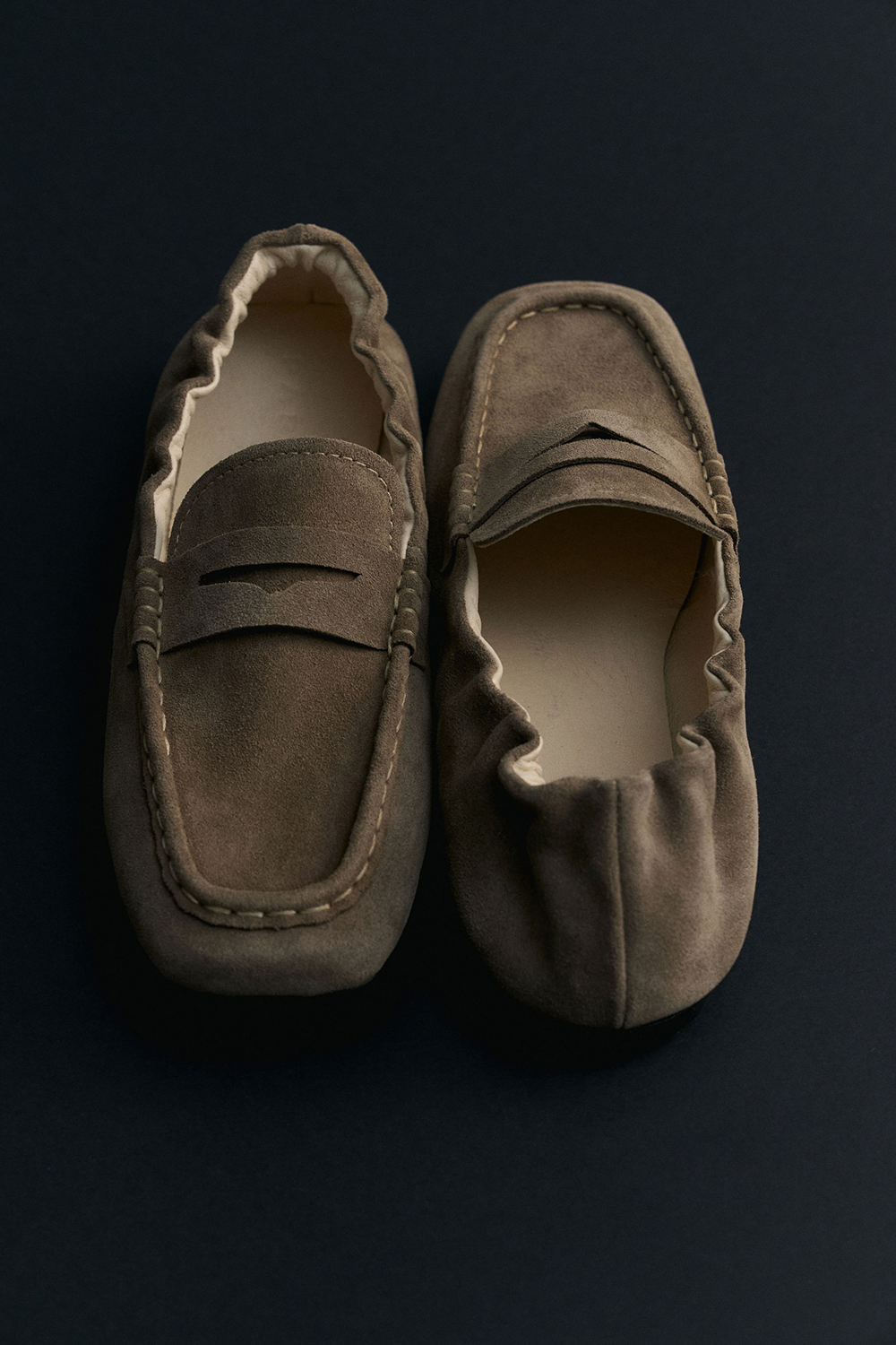 МОКАСИНИ З КВАДРАТНИМ НОСКОМ