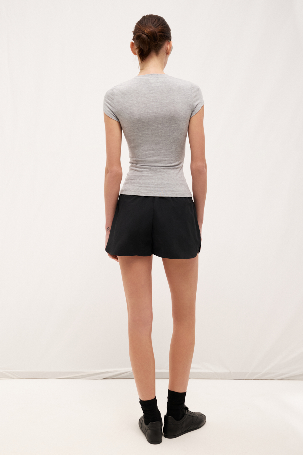 ФУТБОЛКА ПРИТАЛЕНА З МОДАЛУ