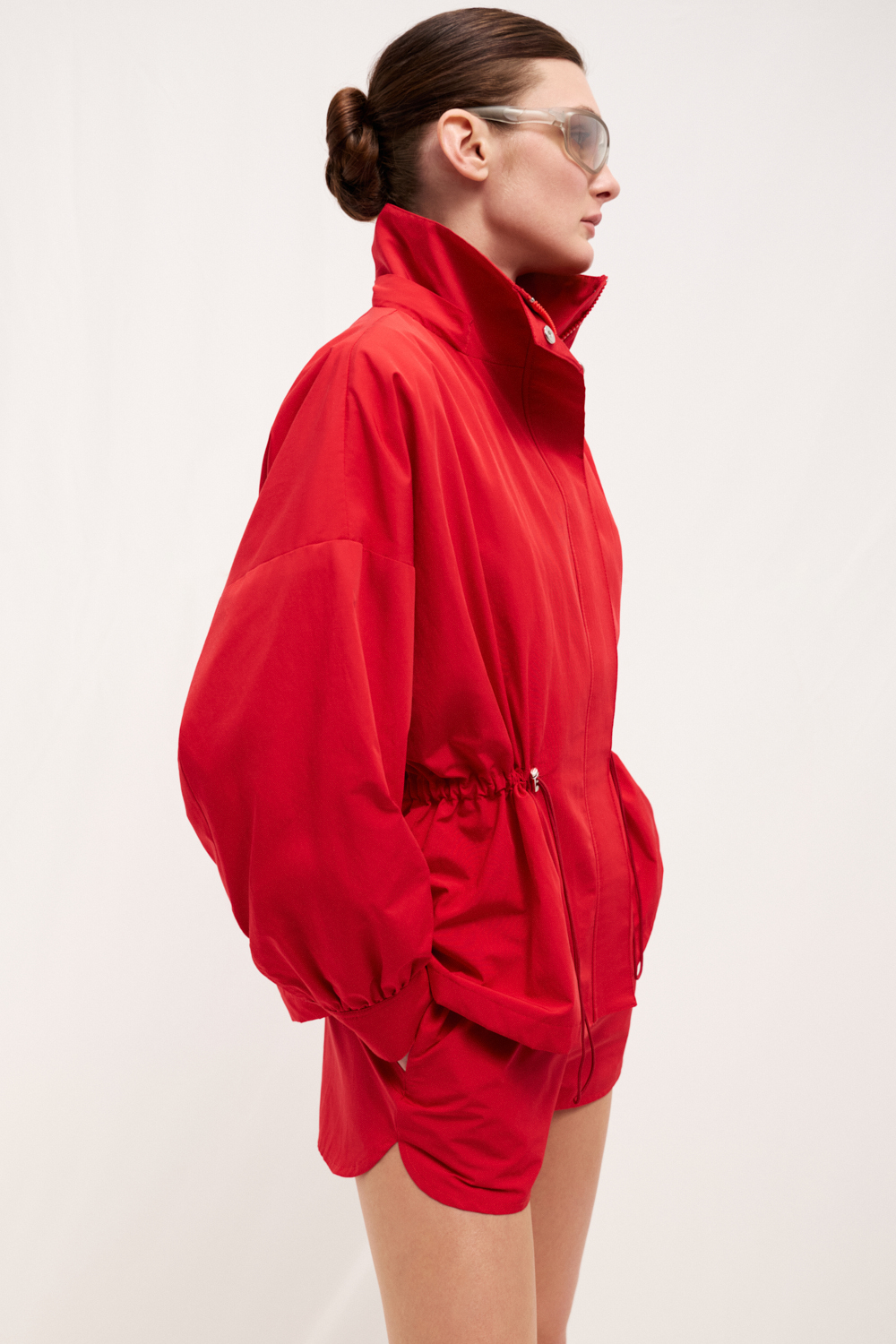 КУРТКА НЕЙЛОНОВА З КАПЮШОНОМ