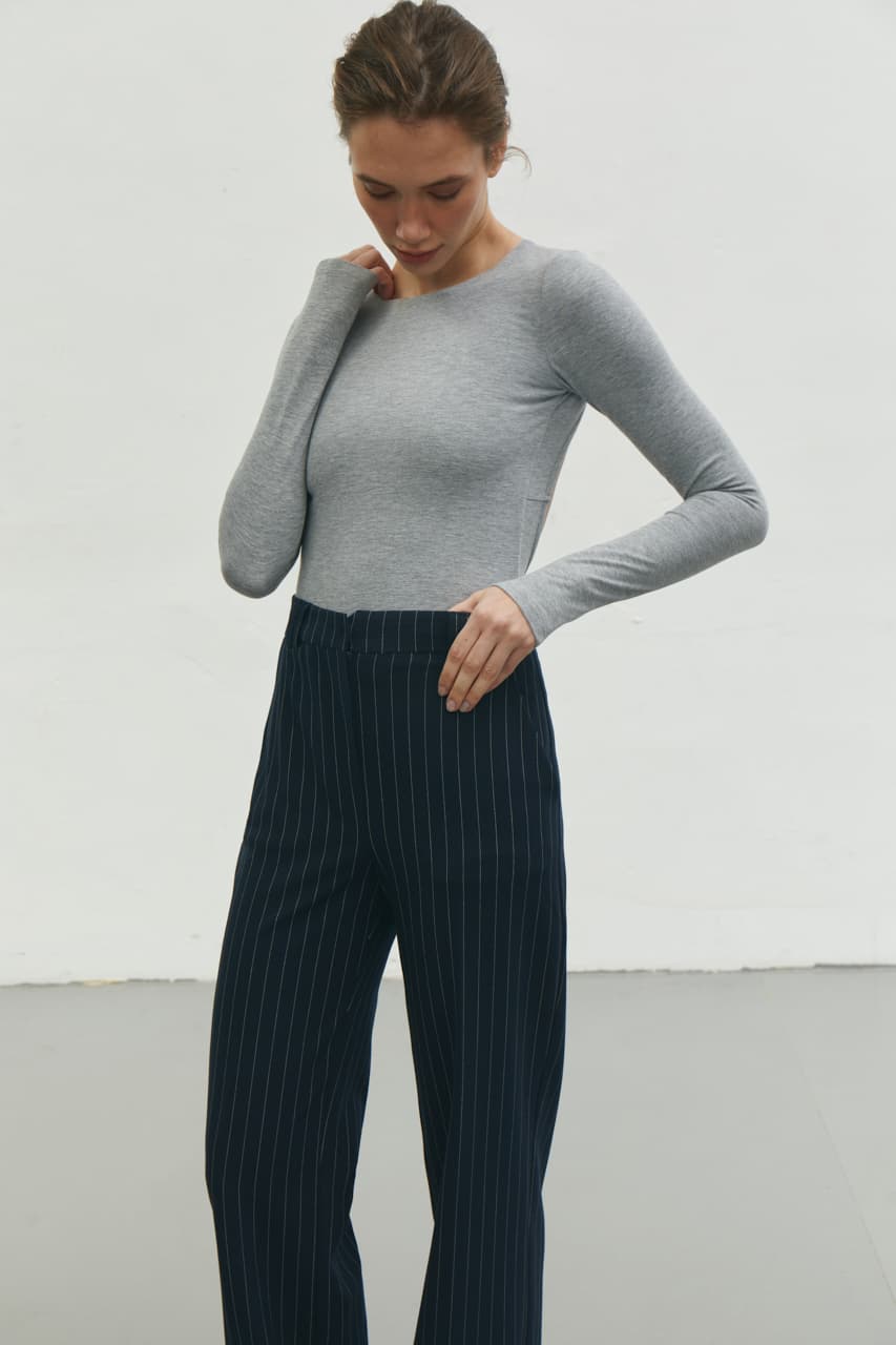 БОДІ З ВІДКРИТОЮ СПИНОЮ