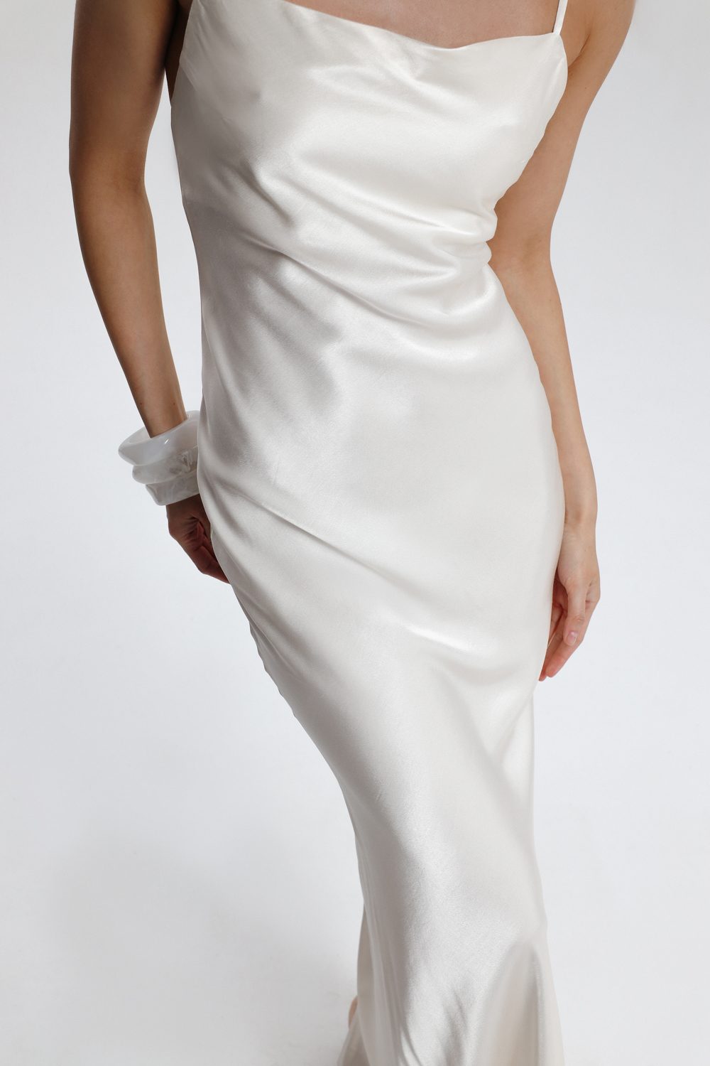 СУКНЯ САТИНОВА МАКСІ