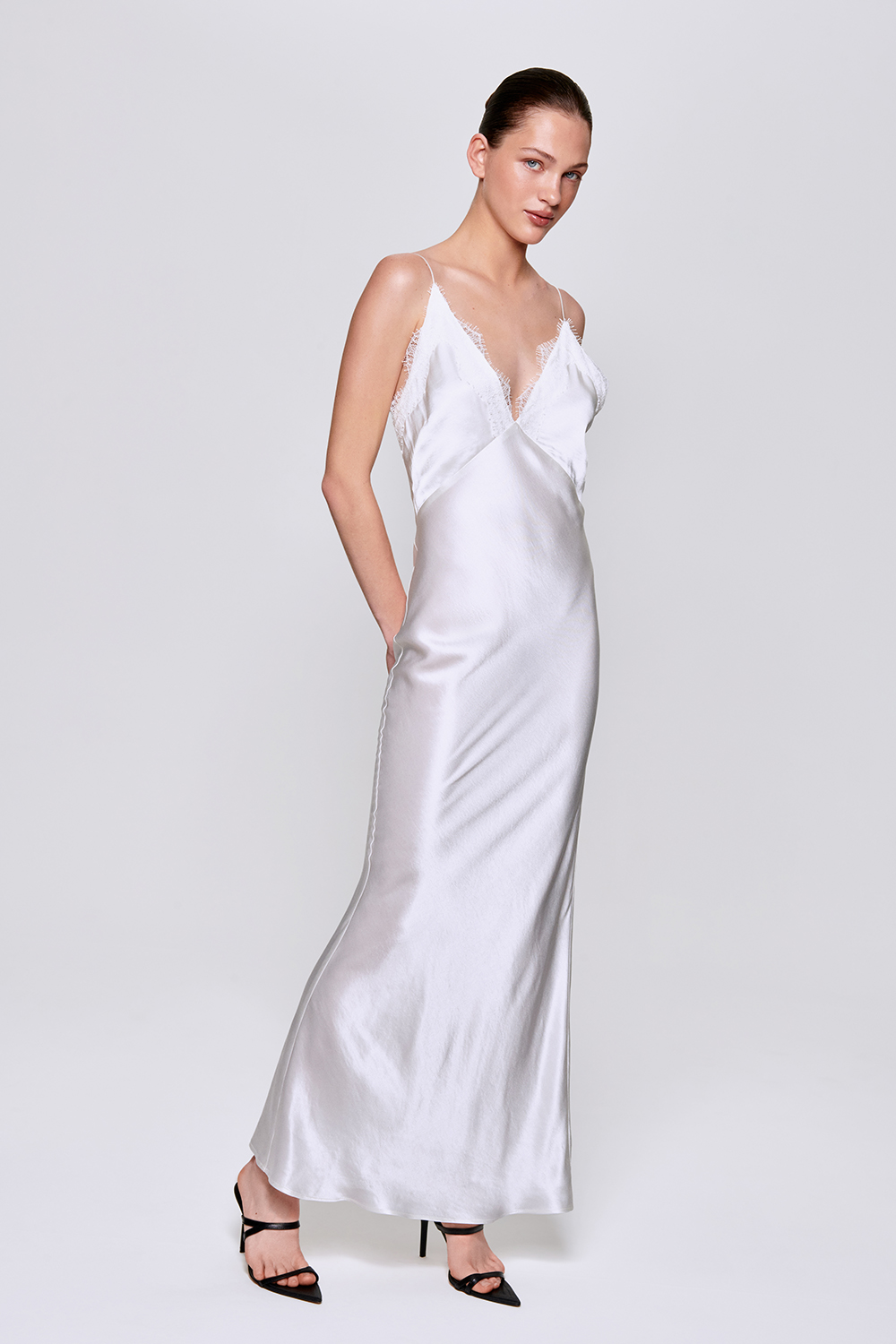 СУКНЯ САТИНОВА МАКСІ