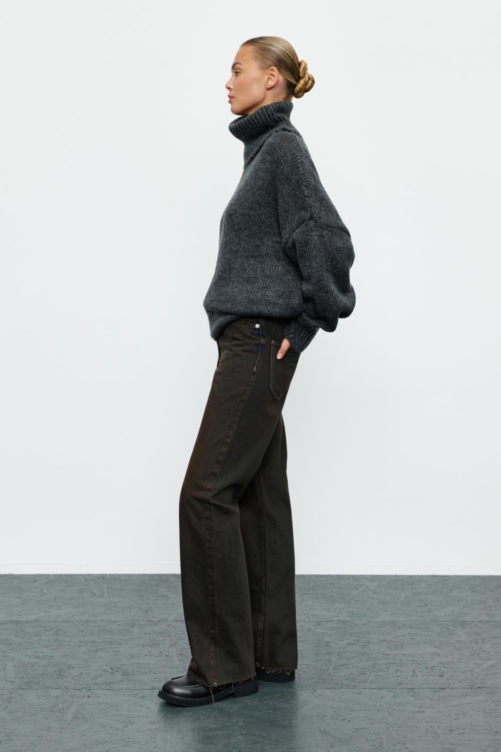 ДЖИНСИ ПРЯМОГО КРОЮ