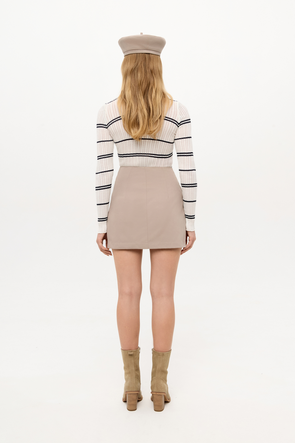 ПОЛО СМУГАСТЕ