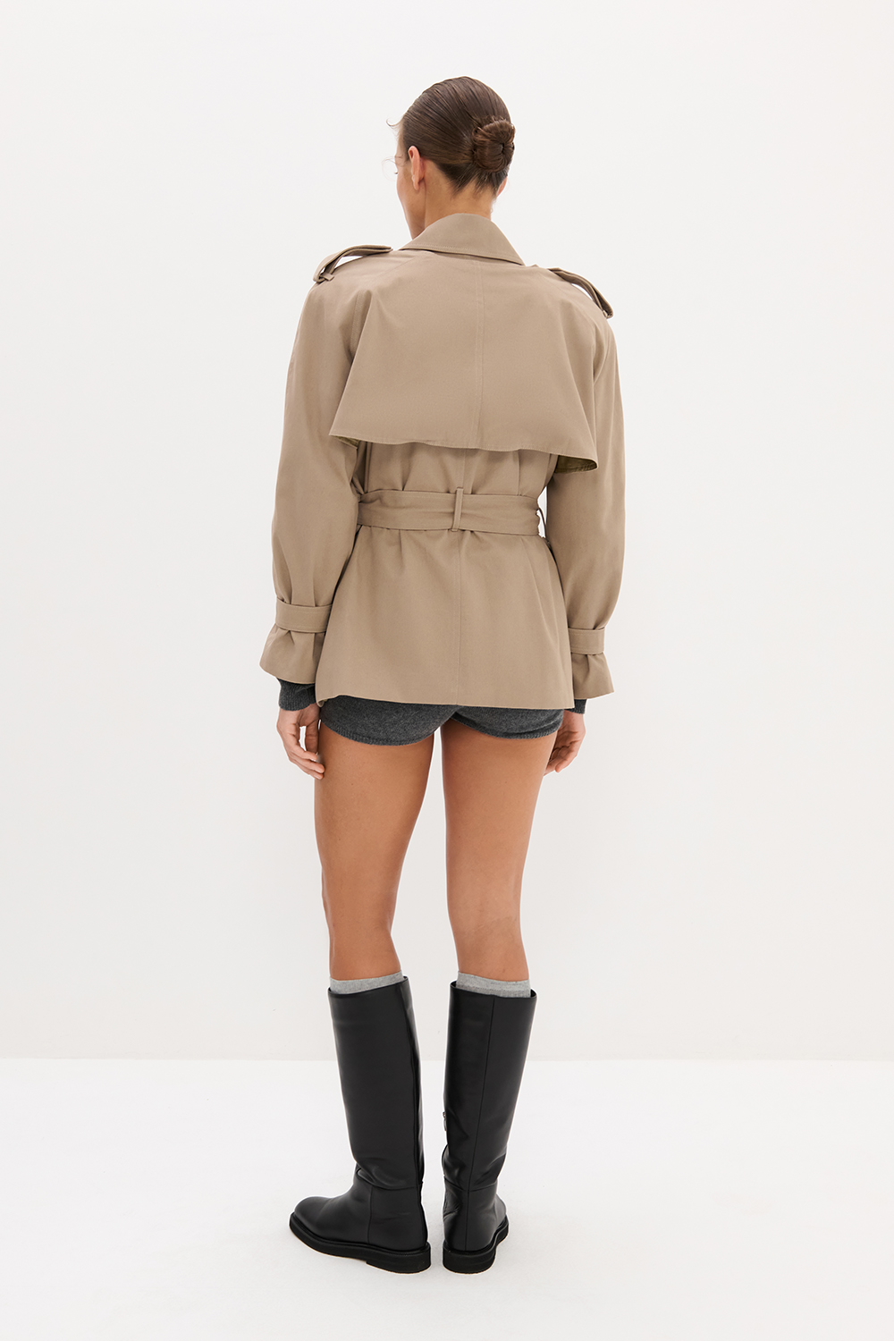 ジプソフィア Short Trench Coat ベージュ 新品未使用 Short trench coat with classic details - Grey - Sz. 40-64