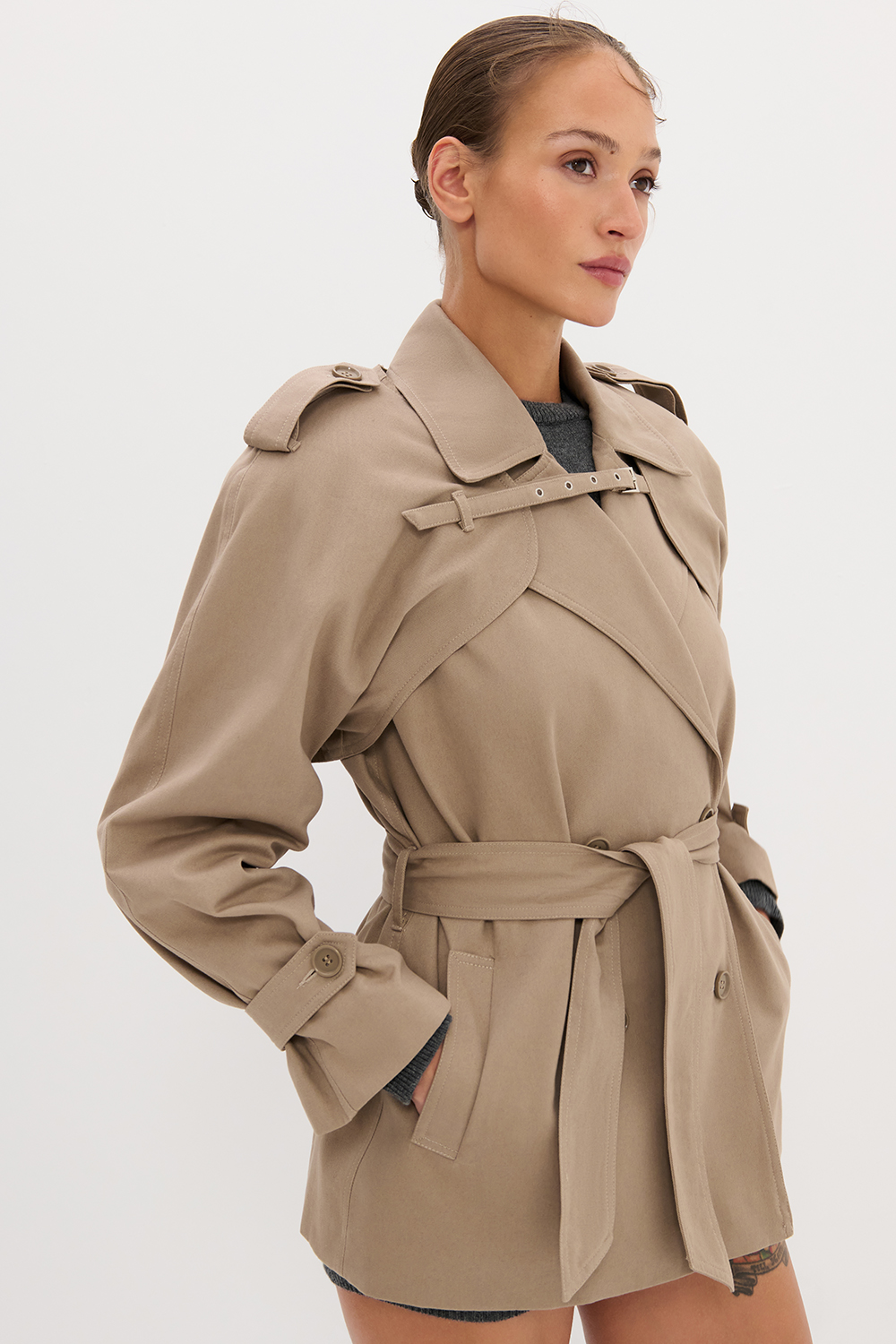 ジプソフィア Short Trench Coat ベージュ 新品未使用 Short trench coat with classic details - Grey - Sz. 40-64