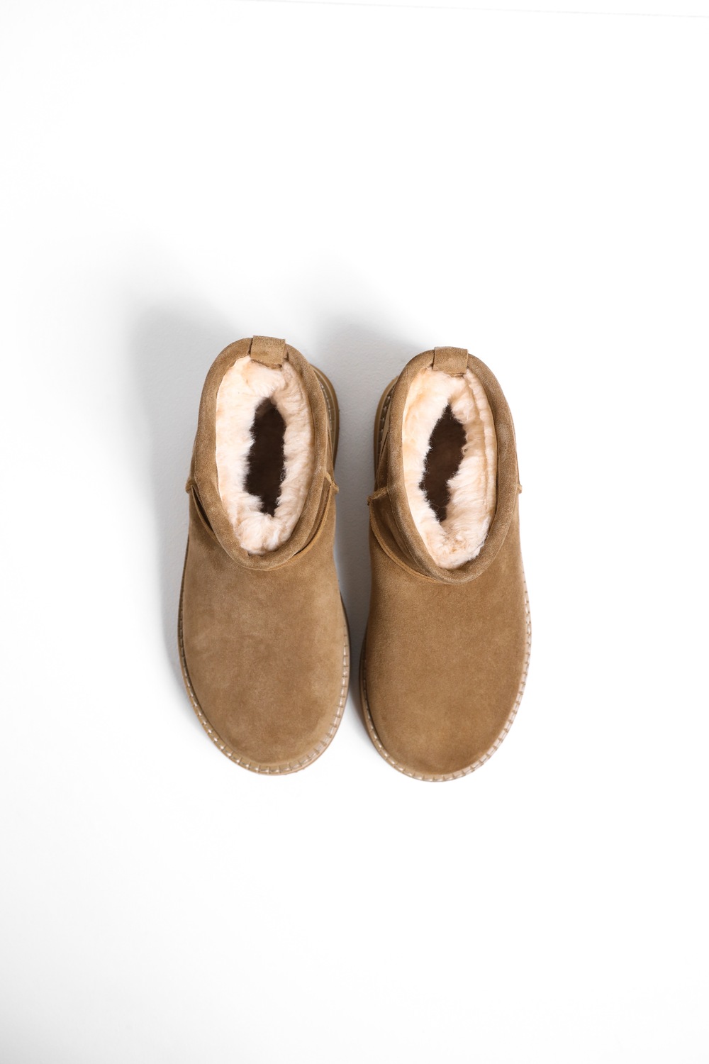 ЧЕРЕВИКИ НА ПЛАТФОРМІ