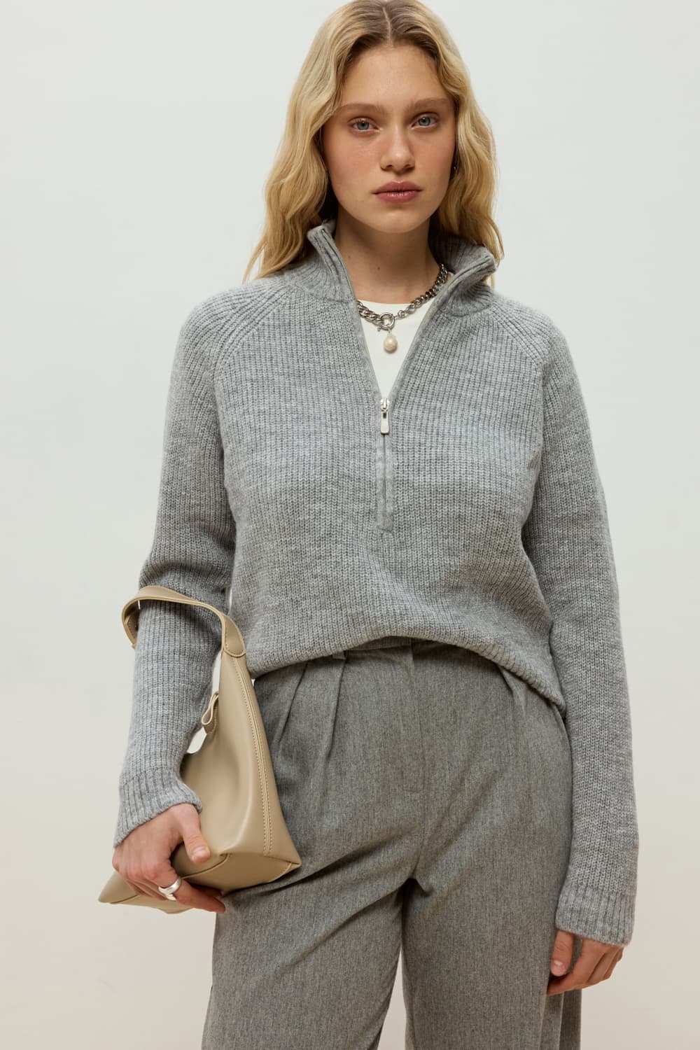 СВЕТР З БЛИСКАВКОЮ